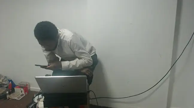 Snapshot of Mastertopdome chatting on 01-16-25, 12:34 Mastertopdome online show from 01-16-25, 12:34