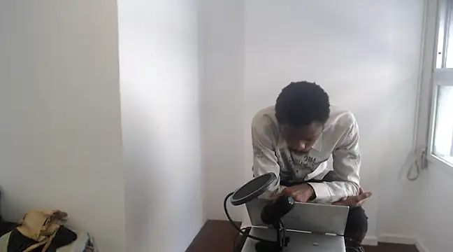 Snapshot of Mastertopdome chatting on 01-27-25, 05:26 Mastertopdome online show from 01-27-25, 05:26