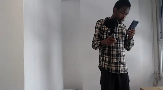 Snapshot of Mastertopdome chatting on 02-04-25, 05:12 Mastertopdome online show from 02-04-25, 05:12