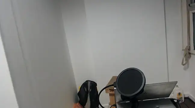 Snapshot of Mastertopdome chatting on 02-04-25, 11:27 Mastertopdome online show from 02-04-25, 11:27