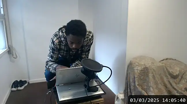 Snapshot of Mastertopdome chatting on 03-03-25, 05:07 Mastertopdome online show from 03-03-25, 05:07