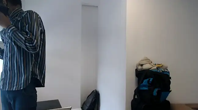 Snapshot of Mastertopdome chatting on 03-11-25, 04:18 Mastertopdome online show from 03-11-25, 04:18