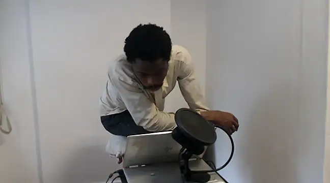 Snapshot of Mastertopdome chatting on 03-22-25, 06:03 Mastertopdome online show from 03-22-25, 06:03