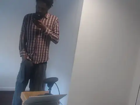 Snapshot of Mastertopdome chatting on 10-08-25, 12:58 Mastertopdome online show from 10-08-25, 12:58