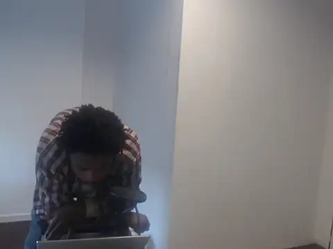 Snapshot of Mastertopdome chatting on 10-18-25, 01:45 Mastertopdome online show from 10-18-25, 01:45