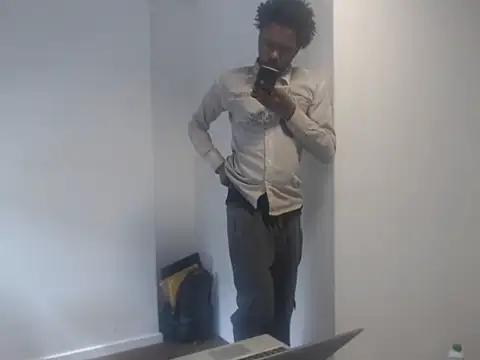 Snapshot of Mastertopdome chatting on 11-07-25, 12:38 Mastertopdome online show from 11-07-25, 12:38