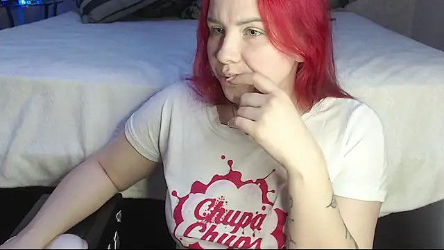 Snapshot of Lollipop_for_u chatting on 01-02-25, 05:50 Lollipop for u online show from 01-02-25, 05:50