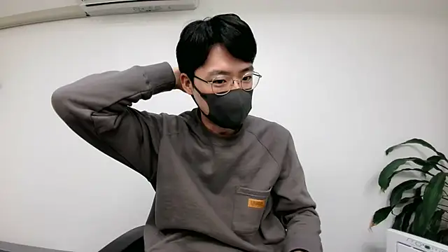 TakuryuJPN online show from 12-09-24, 09:58