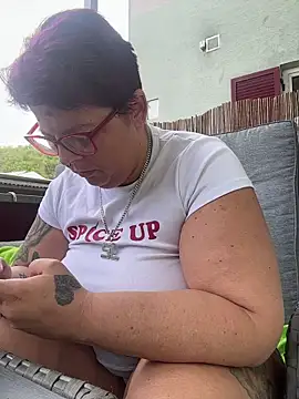 SunshineLexi online show from 04-20-26, 06:49