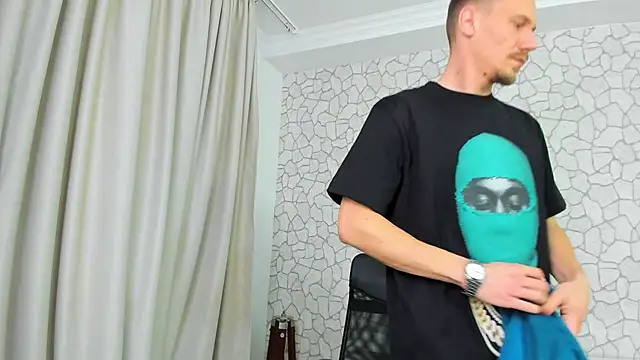 MateoBenjaminX online show from 01-30-25, 05:17