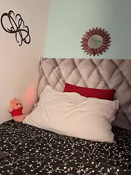 Snapshot of Lina_lolo chatting on 11-20-25, 06:07 Lina lolo online show from 11-20-25, 06:07