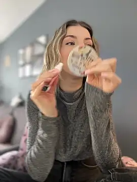 Mia Ethan online show from 03-13-26, 07:37