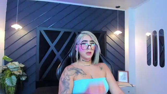 Alahia Dangelo online show from 09-11-25, 11:21