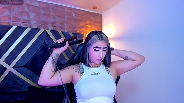 Alahia Dangelo online show from 10-10-25, 11:31