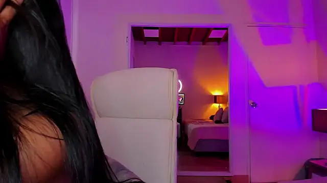 DaniRousse online show from 12-14-24, 06:30