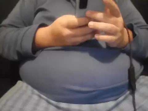 Snapshot of DBento0702 chatting on 01-25-25, 08:10 DBento0702 online show from 01-25-25, 08:10