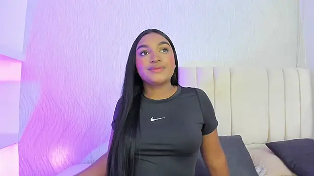 Snapshot of kayna_gomez chatting on 11-25-25, 07:03 kayna gomez online show from 11-25-25, 07:03