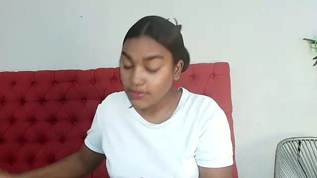 Snapshot of kayna_gomez chatting on 07-17-26, 07:19 kayna gomez online show from 07-17-26, 07:19