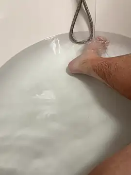 Snapshot of Hugo76578 chatting on 09-22-25, 07:27 Hugo76578 online show from 09-22-25, 07:27