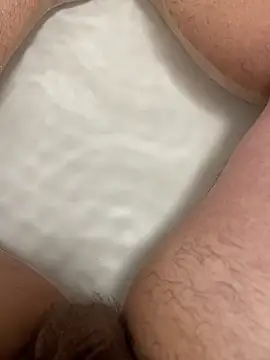 Snapshot of Hugo76578 chatting on 11-02-25, 08:00 Hugo76578 online show from 11-02-25, 08:00