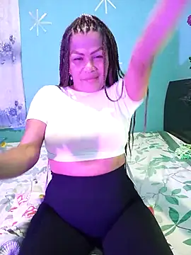 dulcesilvana10 online show from 12-29-24, 01:02