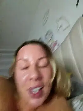 Sparkle2206 online show from 05-15-26, 11:01