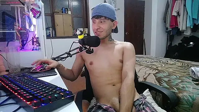 Snapshot of esjrobles chatting on 01-23-25, 07:54 esjrobles online show from 01-23-25, 07:54