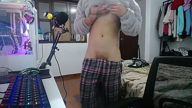 Snapshot of esjrobles chatting on 01-24-25, 02:28 esjrobles online show from 01-24-25, 02:28