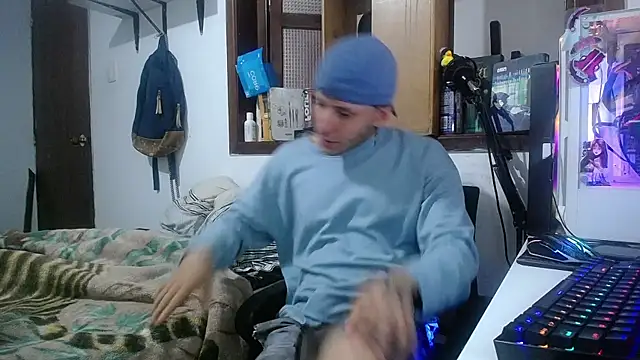 Snapshot of esjrobles chatting on 02-28-25, 04:42 esjrobles online show from 02-28-25, 04:42