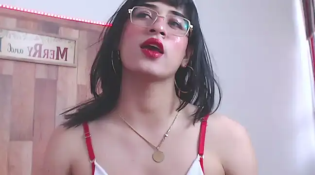 Raven Whisper online show from 12-24-24, 07:44