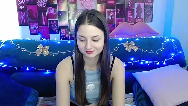 Snapshot of MilanaRoza chatting on 01-10-25, 09:13 MilanaRoza online show from 01-10-25, 09:13