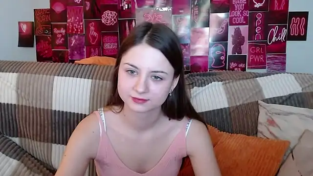 Snapshot of MilanaRoza chatting on 01-25-25, 08:53 MilanaRoza online show from 01-25-25, 08:53