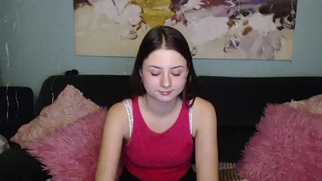 Snapshot of MilanaRoza chatting on 02-15-25, 05:28 MilanaRoza online show from 02-15-25, 05:28