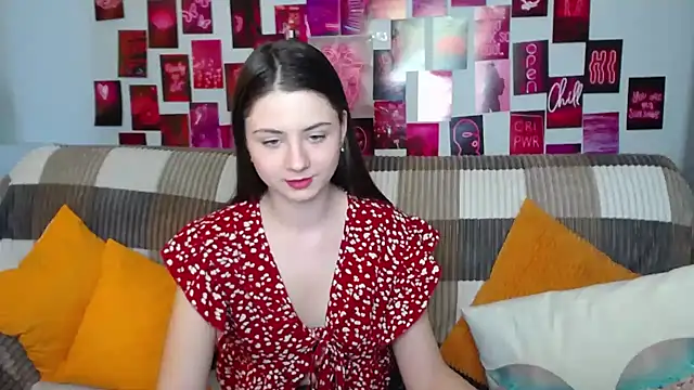 Snapshot of MilanaRoza chatting on 03-09-25, 01:37 MilanaRoza online show from 03-09-25, 01:37