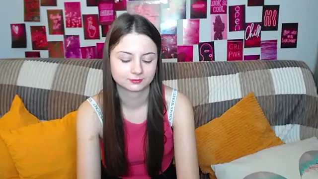 Snapshot of MilanaRoza chatting on 03-14-25, 12:07 MilanaRoza online show from 03-14-25, 12:07