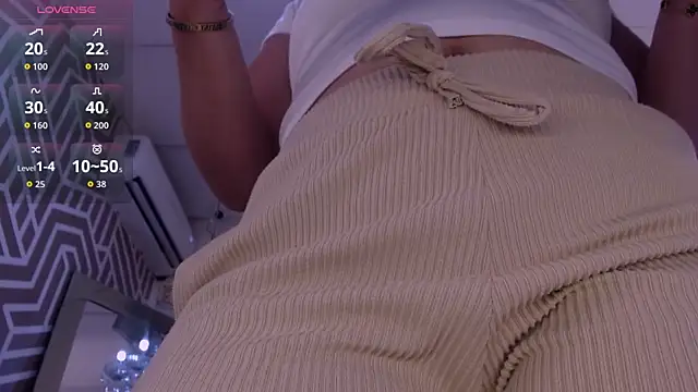 SashaDurante online show from 04-16-26, 12:28