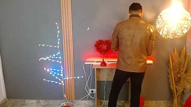 Reiko 85  online show from 02-16-26, 02:13