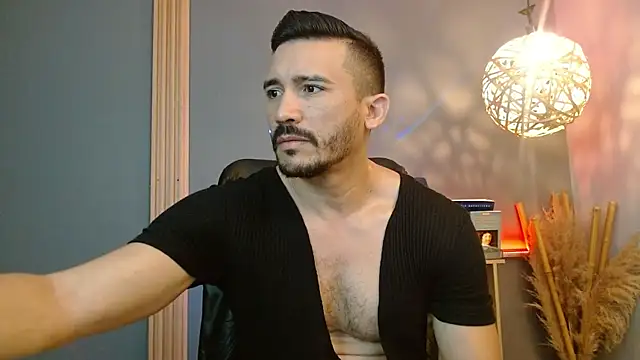 Reiko 85  online show from 03-31-26, 02:39