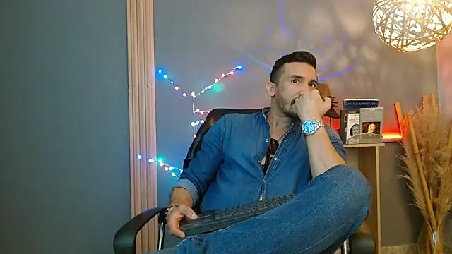 Reiko 85  online show from 04-02-26, 02:37