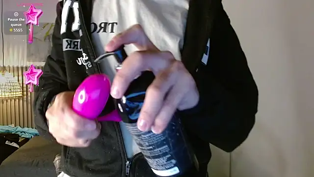 Dyla n18 online show from 03-15-26, 08:15