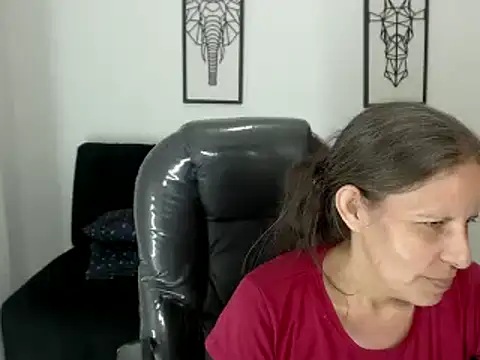 Milf karlye online show from 01-04-25, 03:40