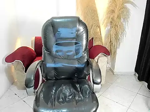 Milf karlye online show from 05-09-26, 01:55