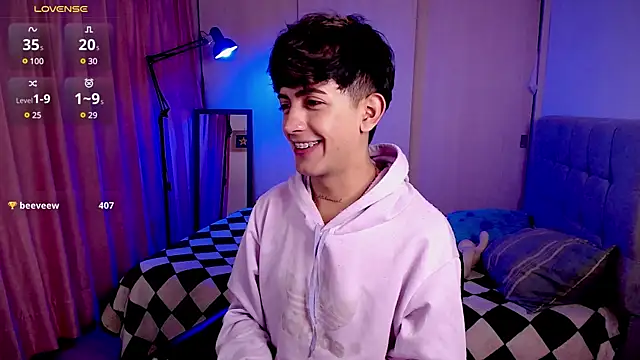 Snapshot of teobowny_ chatting on 01-21-25, 04:27 teobowny online show from 01-21-25, 04:27