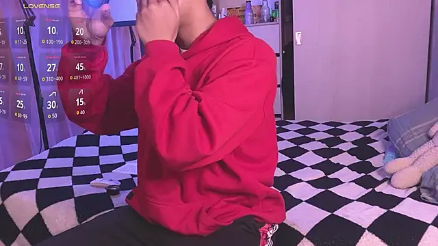 Snapshot of teobowny_ chatting on 02-03-25, 01:08 teobowny online show from 02-03-25, 01:08