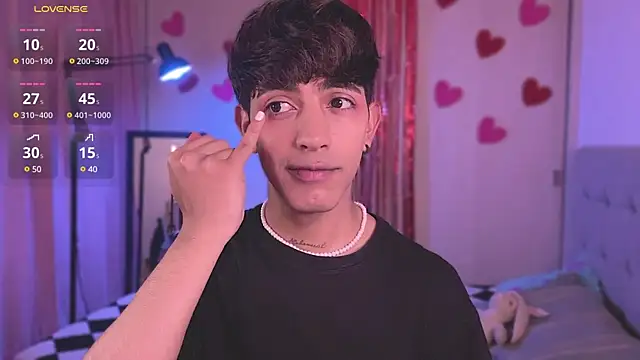 Snapshot of teobowny_ chatting on 02-08-25, 02:38 teobowny online show from 02-08-25, 02:38