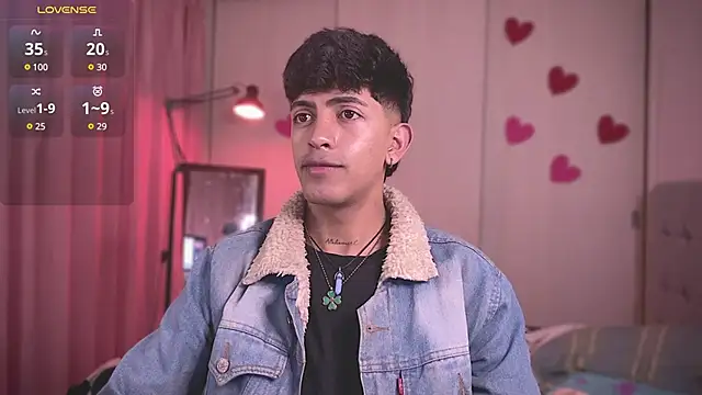 Snapshot of teobowny_ chatting on 03-12-25, 01:03 teobowny online show from 03-12-25, 01:03