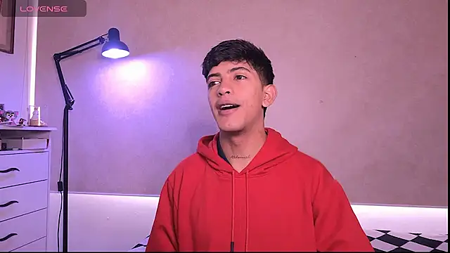 teobowny  online show from 02-04-26, 12:55