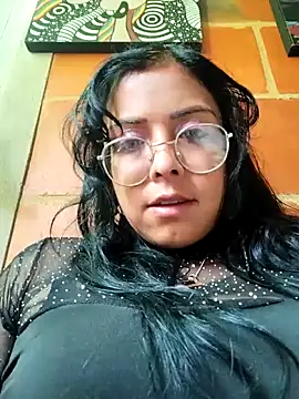 Vanessagirld online show from 04-04-26, 07:33