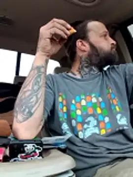 Snapshot of Whipit323 chatting on 02-24-26, 10:30 Whipit323 online show from 02-24-26, 10:30