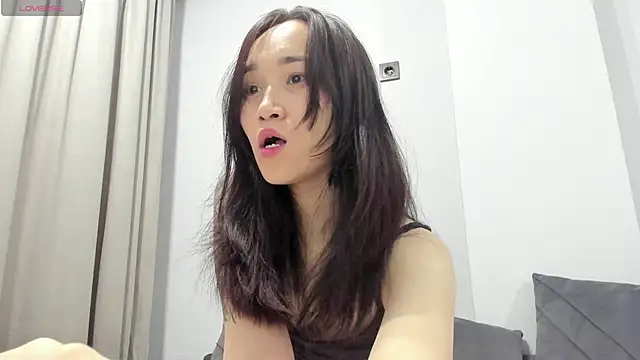 Snapshot of aenie chatting on 01-12-25, 03:46 aenie online show from 01-12-25, 03:46